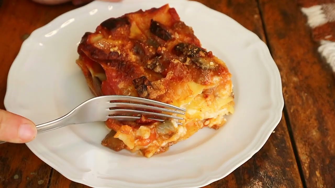 Lasagne alla Parmigiana di melanzane| Ricetta della nonna