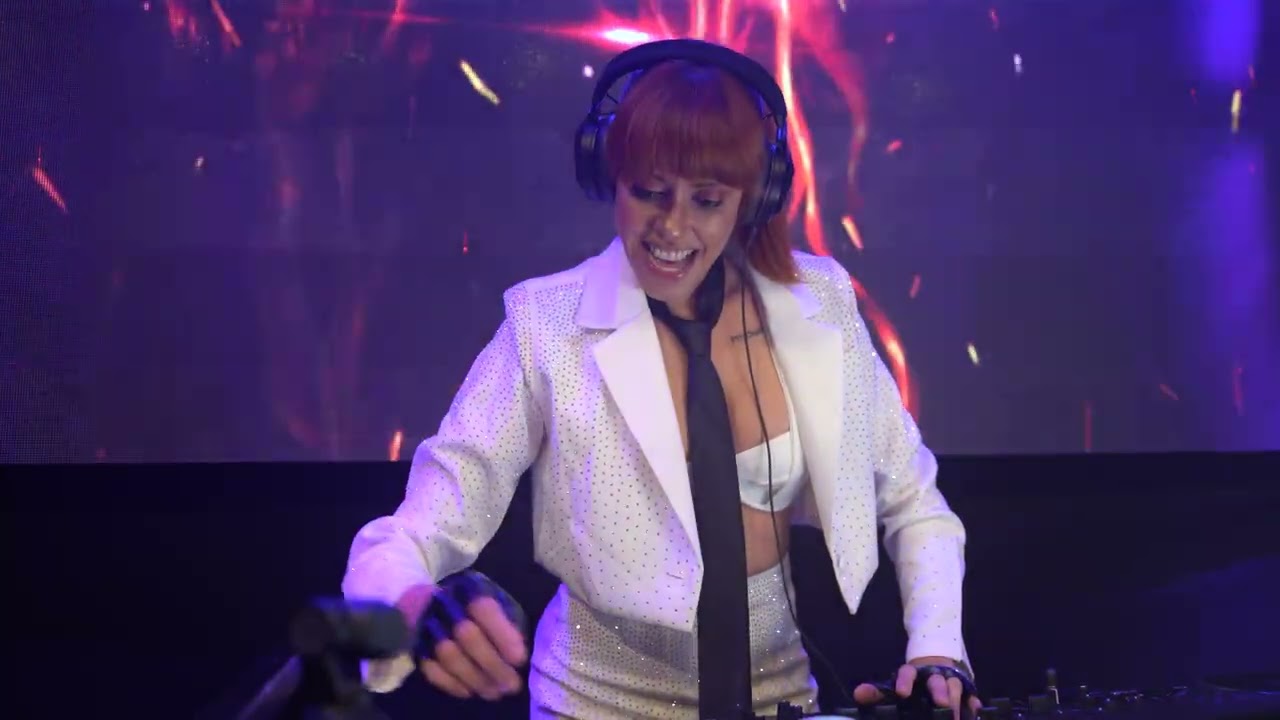 URGE presents DJ Anne Louise — Live from Miami.