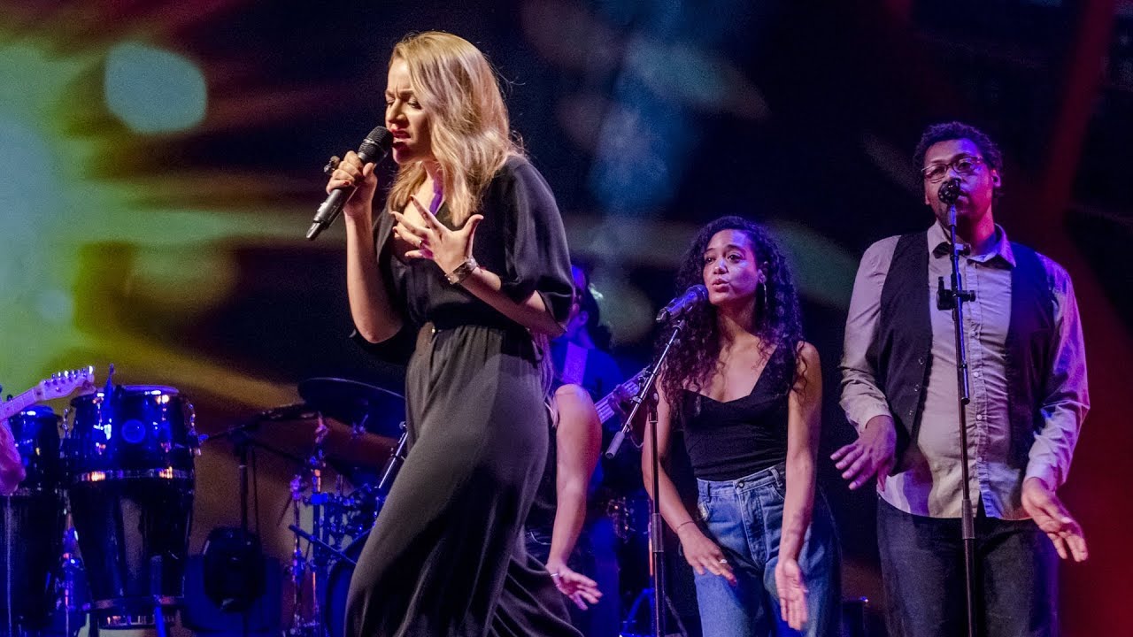 Polina Zizak- Follow Me (Live at Berklee Valencia Campus)