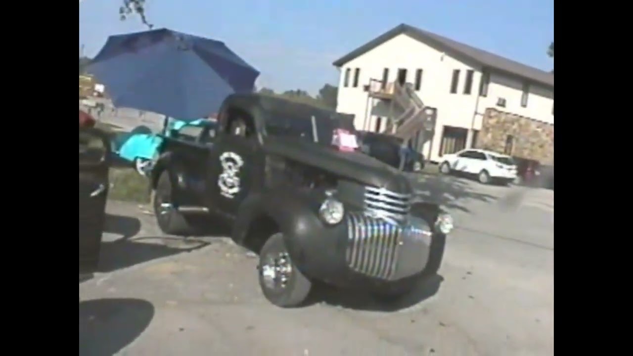 I Filmed A Local Cruise-In On VHS-C (2025 Big Apple Car Show)