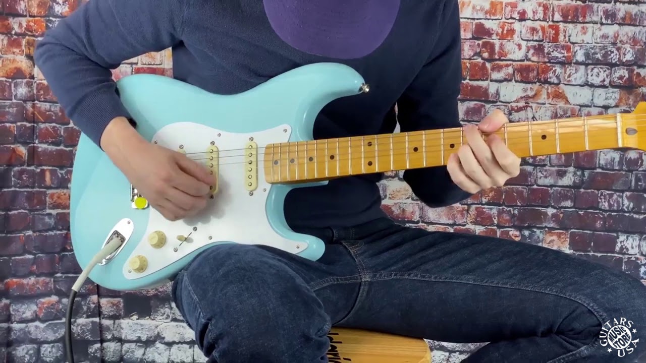 Fender Vintera '50s Stratocaster Modified - Daphne Blue / Demo