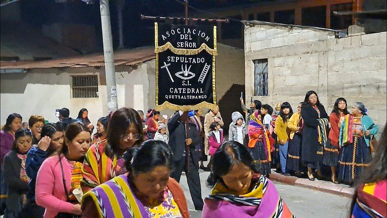 Segunda Visita del Señor Sepultado de Catedral Familia 