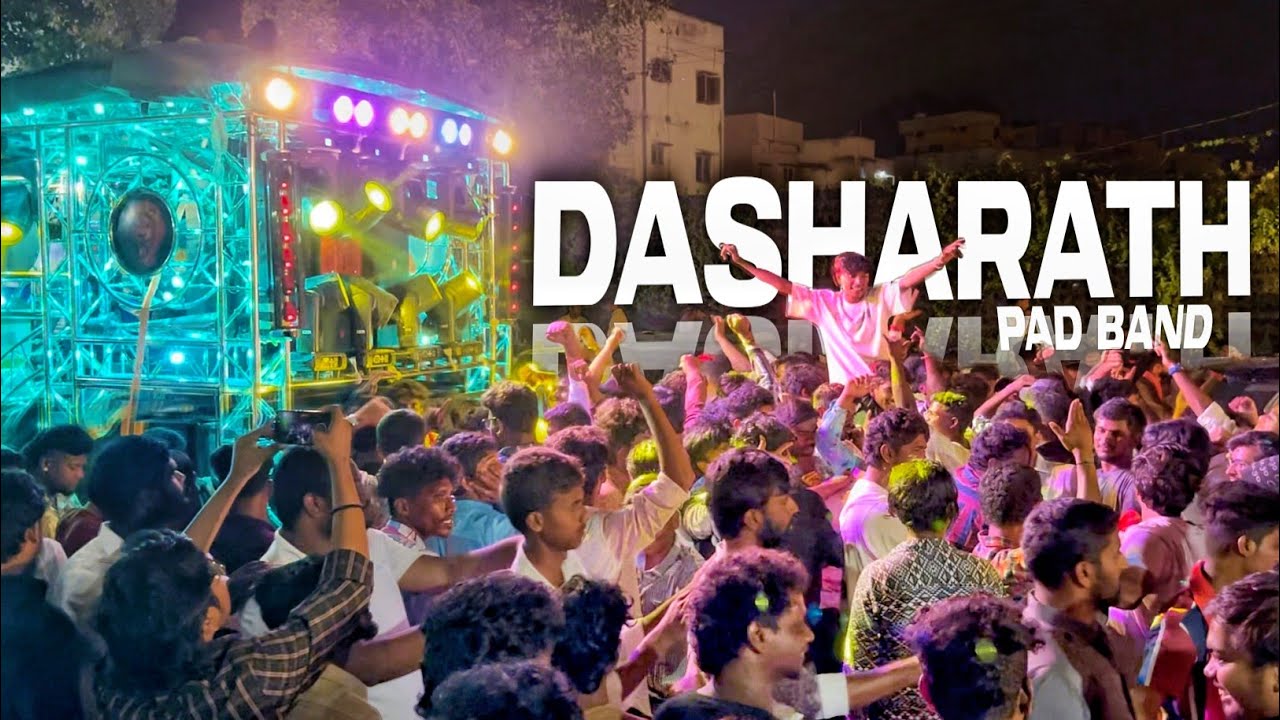 College Pillala Fashion Chudu And Aresukoboyi Paresukunnanu Song Dasharath Pad Band Full Crowd  2024