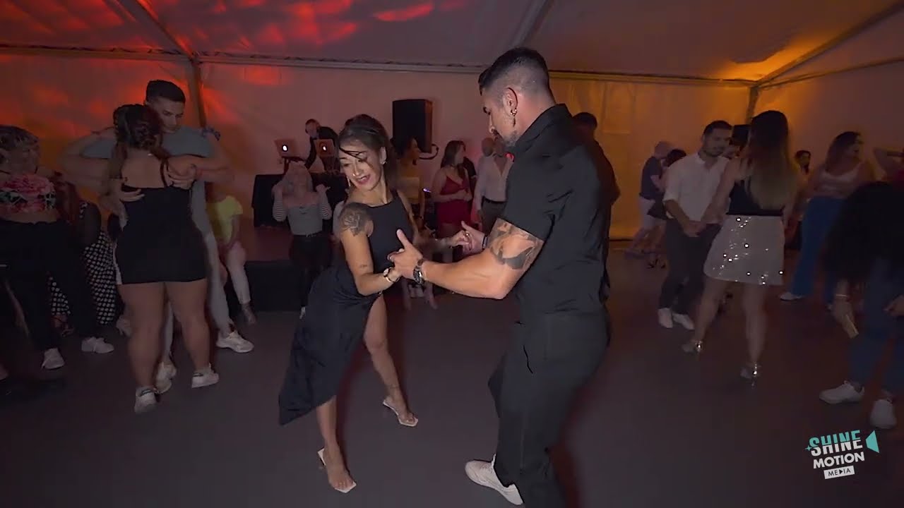 Kike & Nahir - Bachata Social Dance | Sunny Bachata Week