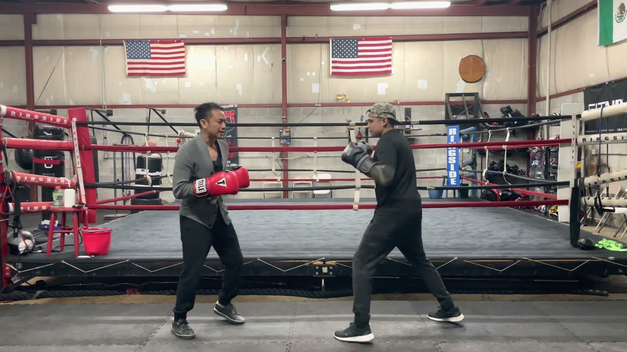 AVOID TELEGRAPHING Punches (fighting technique vs rhythm)