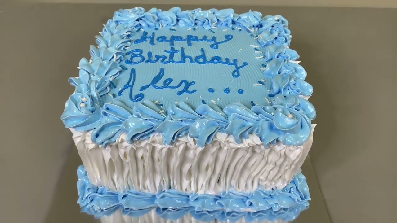 Pastel Cuadrado En MERENGUE ITALIANO Azul Y Blanco