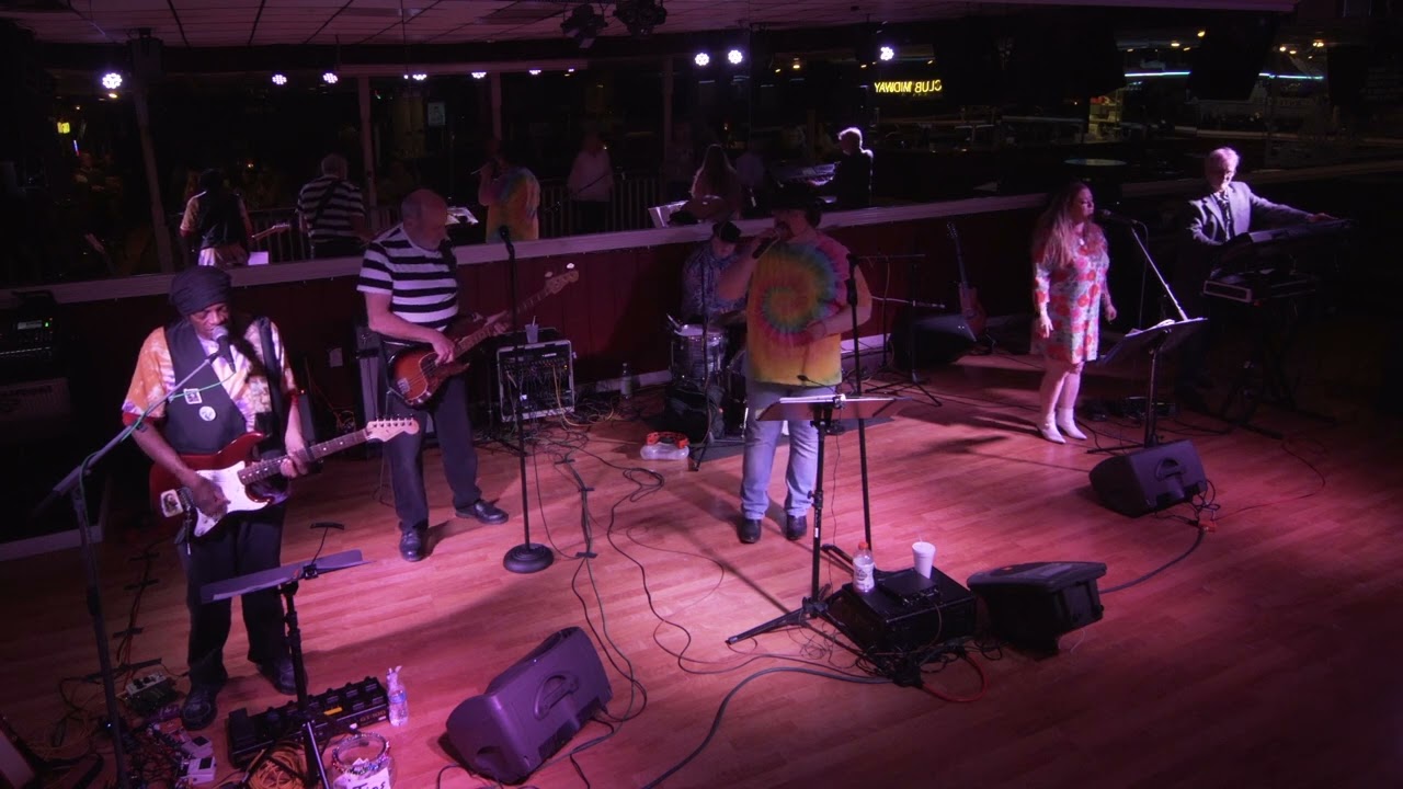 Walk Away Renee cover by The Hullabaloos Richmond Virginia