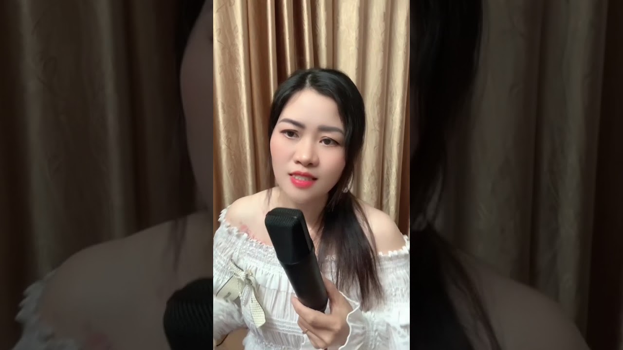 Ca khúc : Ru Nửa Vầng Trăng
