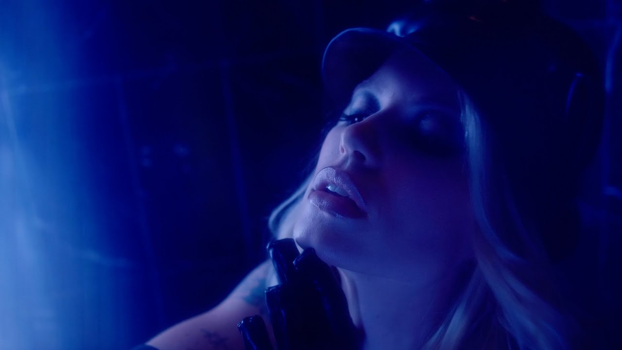 Anabel Englund & MK - Underwater (Official Video) [Ultra Records]