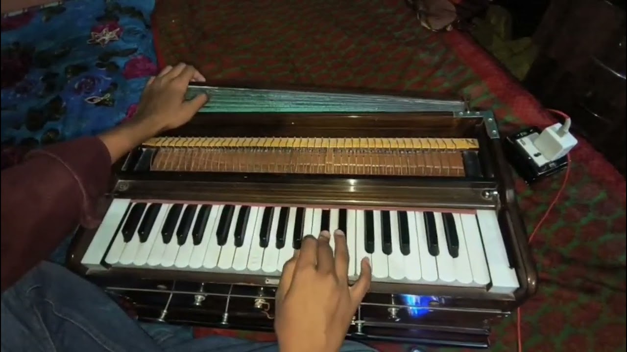 Soulful Harmonium Instrumental 🎹.#Harmonium #BollywoodMusic #Instrumental #Sangeet #MusicLovers