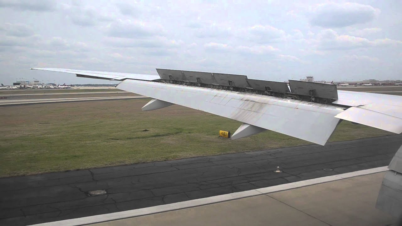 HD Delta 777-200LR [N702DN] Landing Atlanta Hartsfield International Airport (ATL)