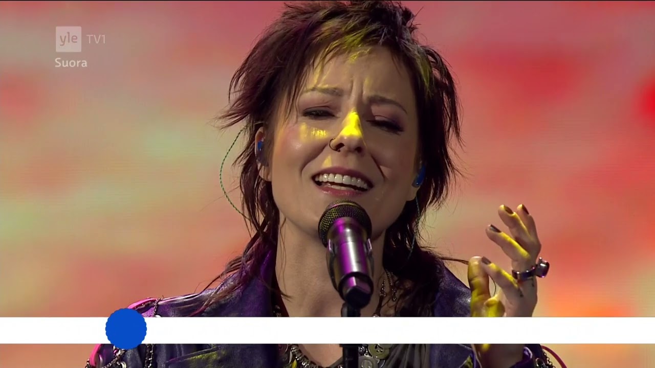Mariska - Kukkurukuu (LIVE @ Apua Ukrainaan)