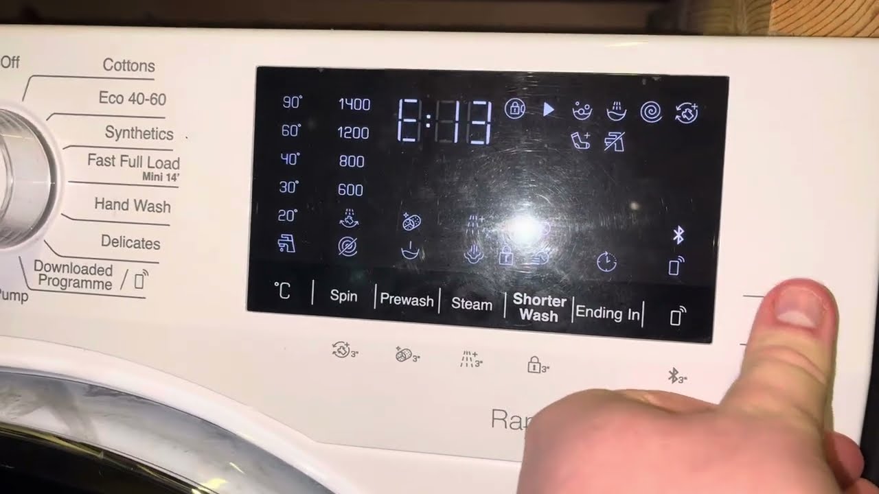 Blomberg RapidJet Homewhiz LWF194520QW Error code 13 and light keeps flashing when turned it off