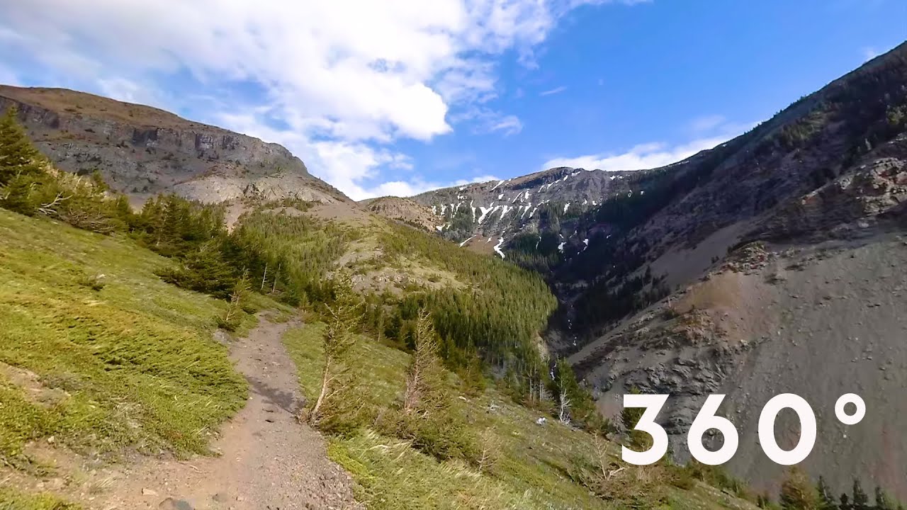 Hiking Table Mountain, Alberta - 360 | National Geographic