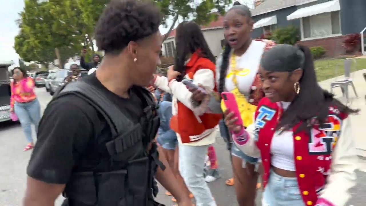 🥳The Infamous TSQUAD w/ the HOTGIRLZ❤️‍🔥🤩 I FOLLOW @TOMMYTHECLOWN ON INSTAGRAM ​