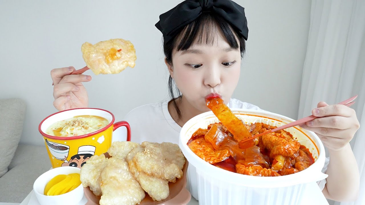 마라 엽기떡볶이 먹방🔥나 또 궁금한거 다 먹어봐… (ft. 꿔바로우, 직접 만든 계란죽) 마라엽떡 REALSOUND MUKBANG | spicy mara tteokbokki :D