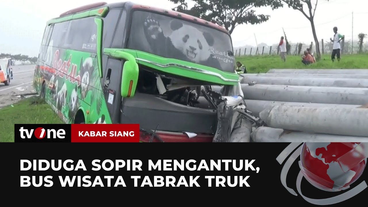 Bus Wisata di Ngawi Tabrak Truk Pengangkut Paku Bumi, Satu Tewas | Kabar Siang tvOne