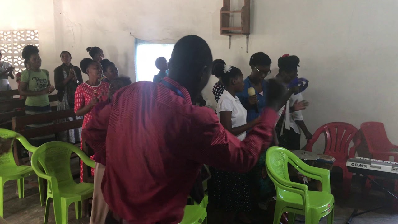 Praise and Worship - Banana Church