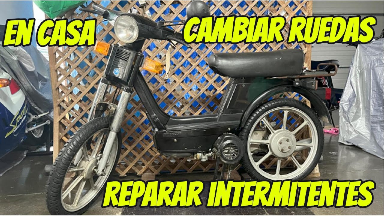 🏍️Poniendo a punto el Vespino | Cambio de ruedas, arreglar los intermitentes en casa