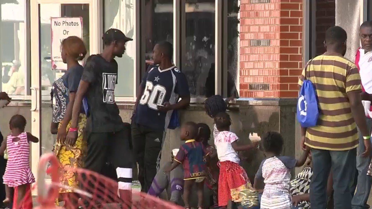 Local Congolese family tries to make asylum seekers feel at home