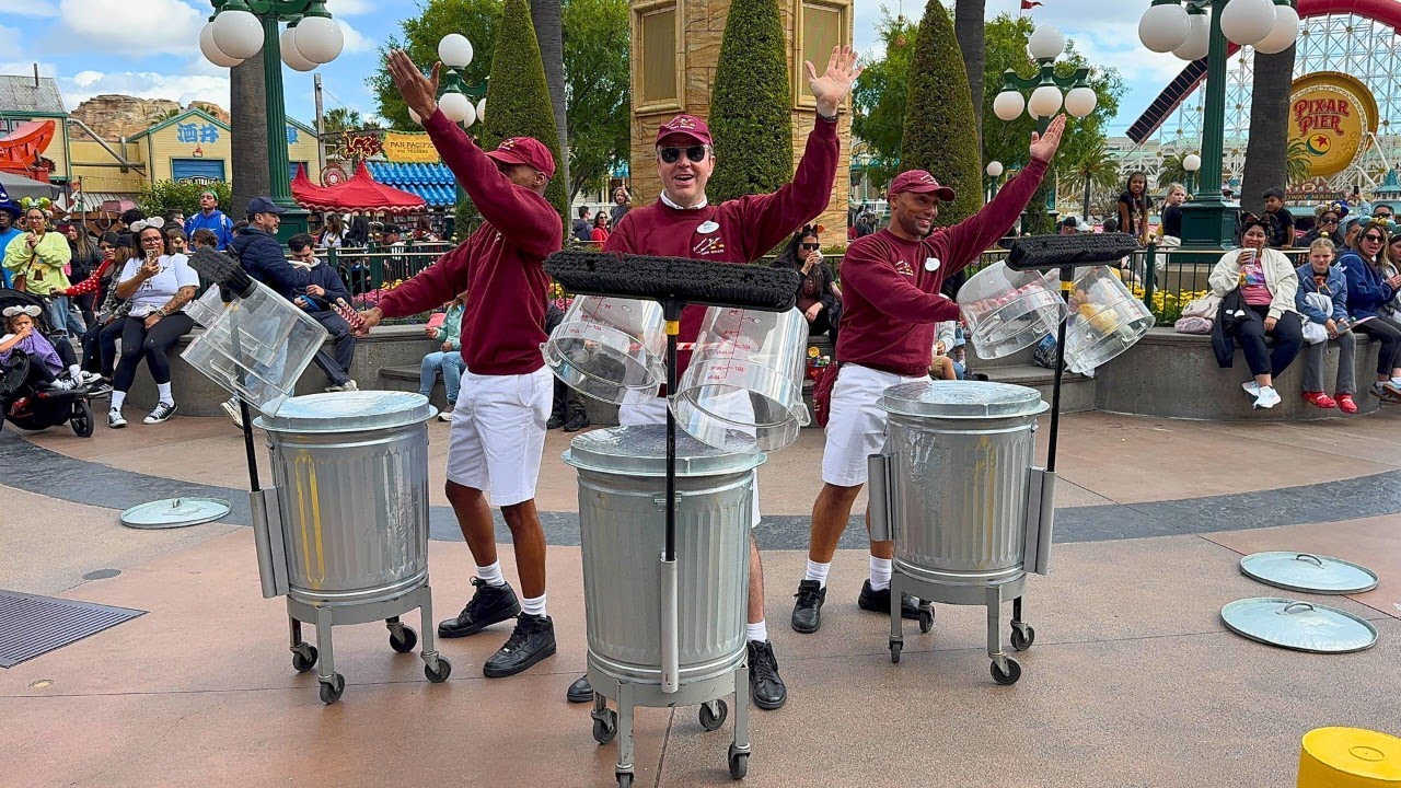 Trash Can Trio | Disneyland Resort 2025 4K