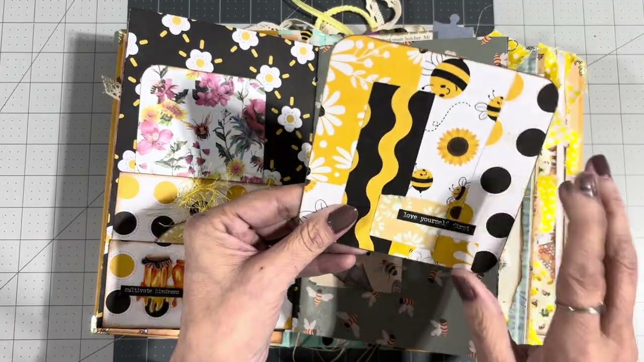 Bee Journal Flip-Through