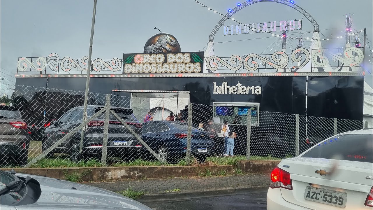 CIRCO DOS DINOSSAUROS