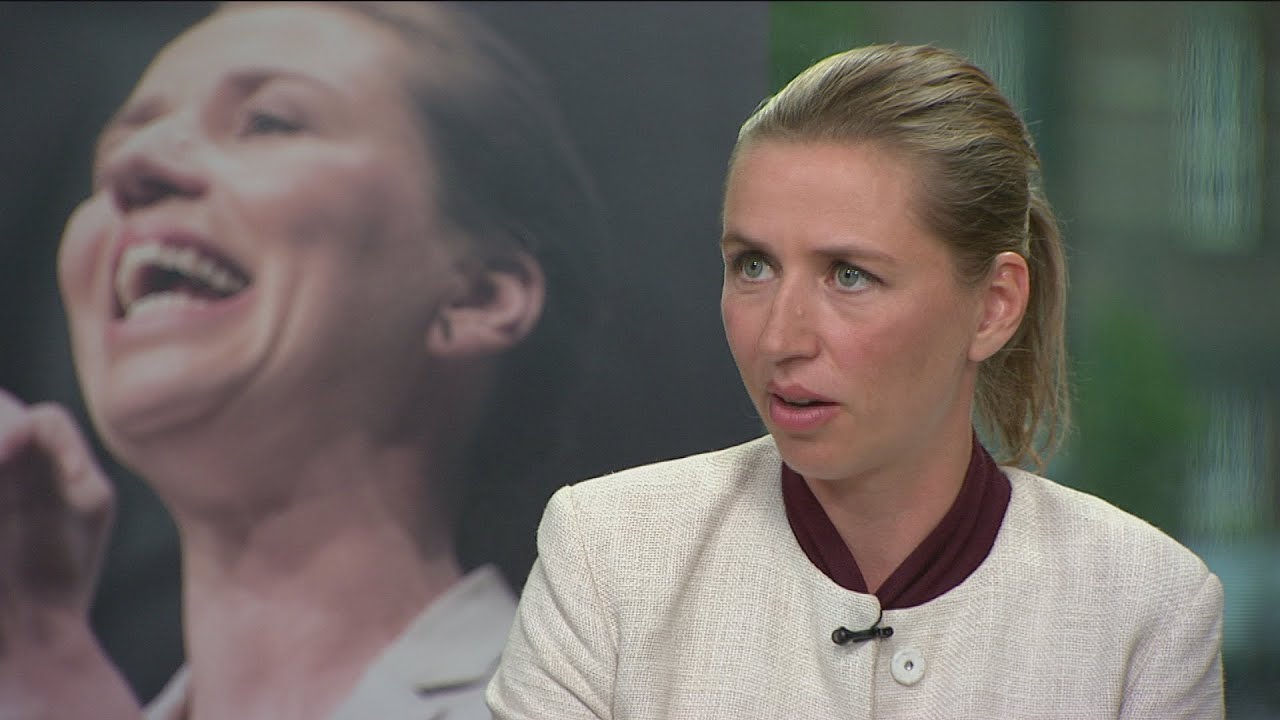 Mette Frederiksen svarer igen: Jeg er ikke blå og borgerlig - Aftenshowet