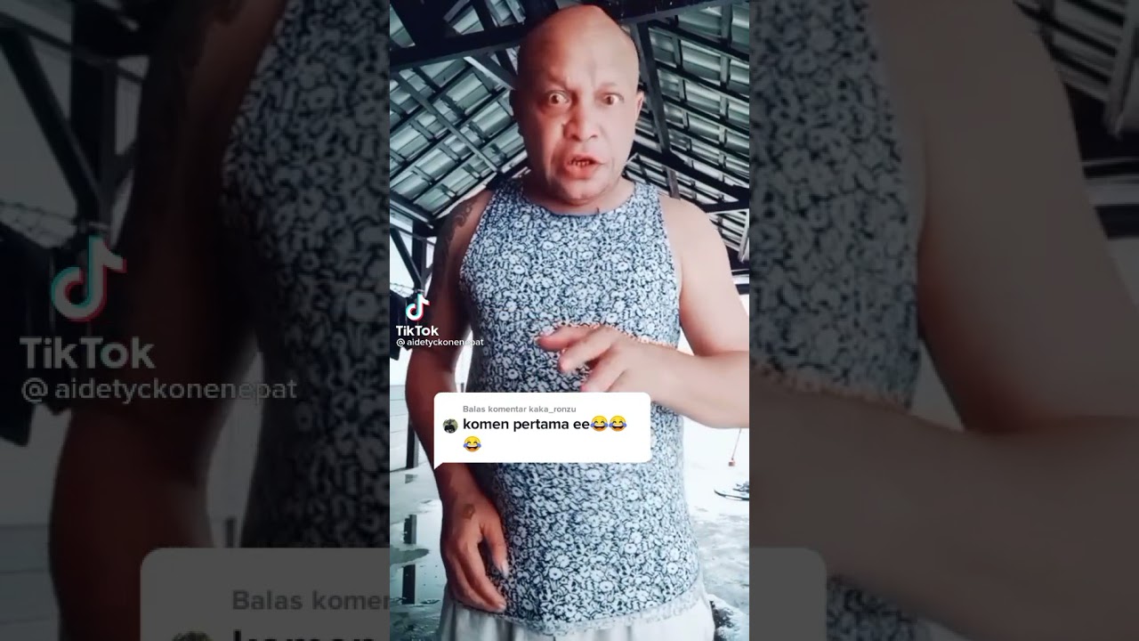 Jawa vs Serbia (Serui-Biak) - MOB Lucu Asli Papua