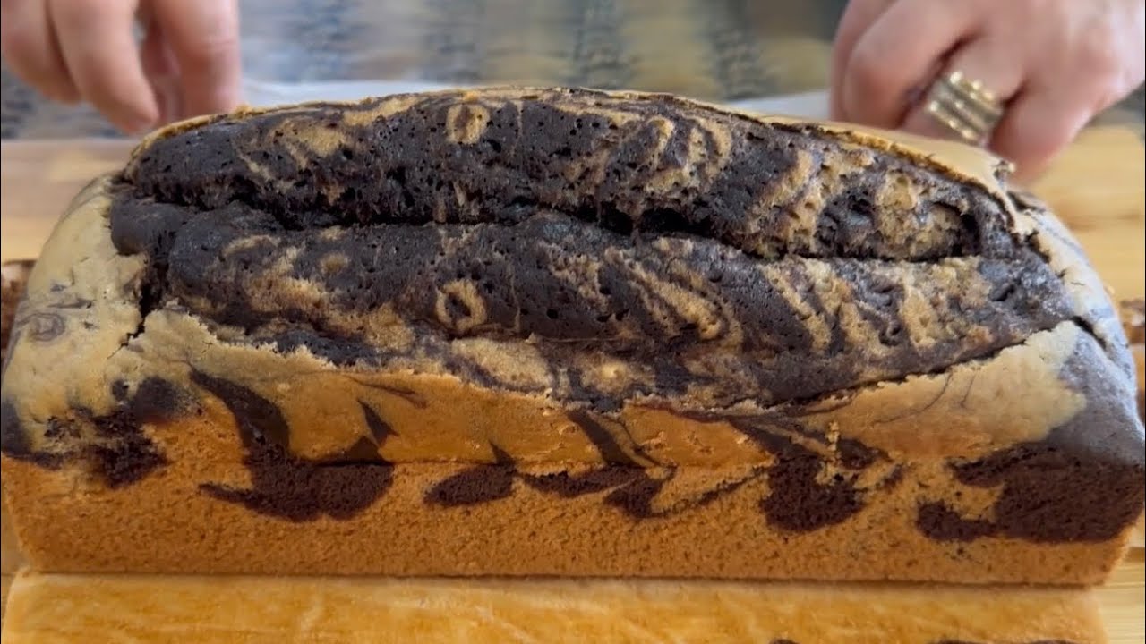 كيك رائع ولذيذ غير بصفار البيض وبواحد المكون اللي كايزيدو لذة على لذة🤤