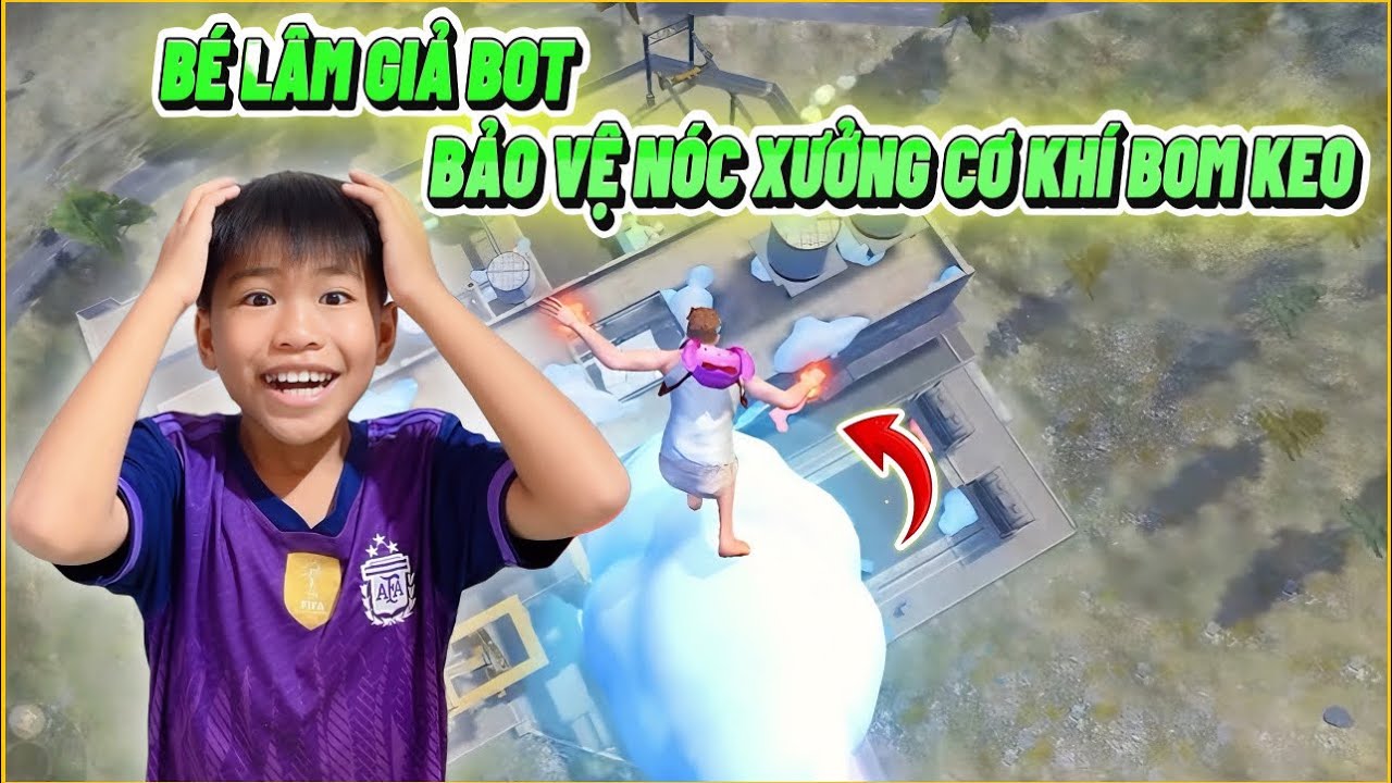 Thử Thách Giả Bot Bảo Vệ Nóc Xưởng Cơ Khí Bom Keo, Bé Lâm Săn Địch Đến Bất Lực ???