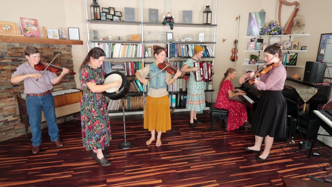 Fiddle Set: Swallow Tail Jig - Biegel Family