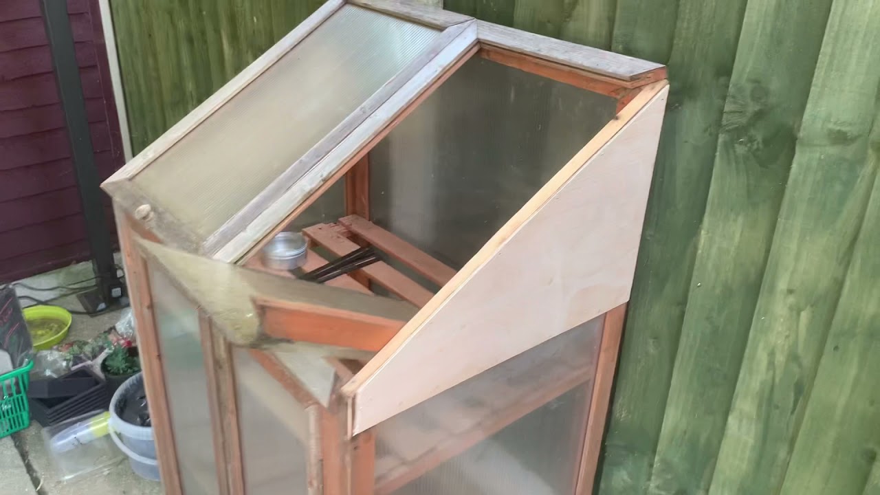 Small bonsai Greenhouse