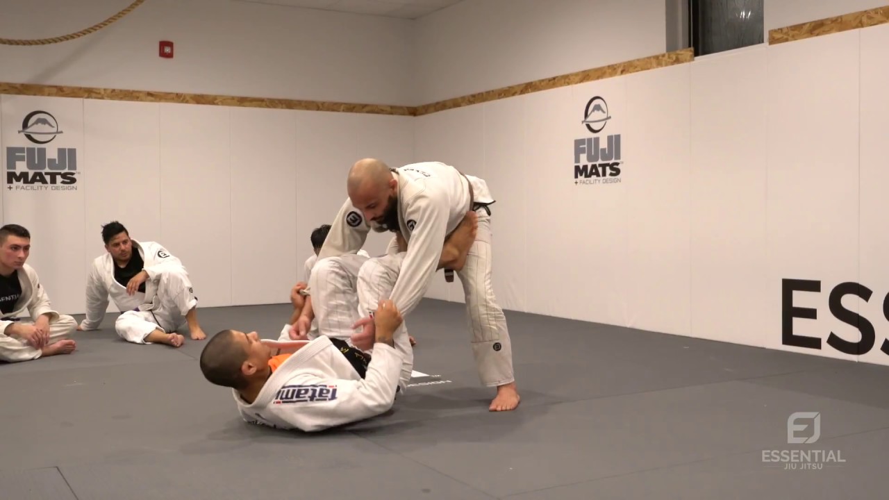 FIGURE FOUR LASSO SWEEP AND ATTACKS BY JT TORRES ESSENTIAL BJJ ADVANCED CLASS