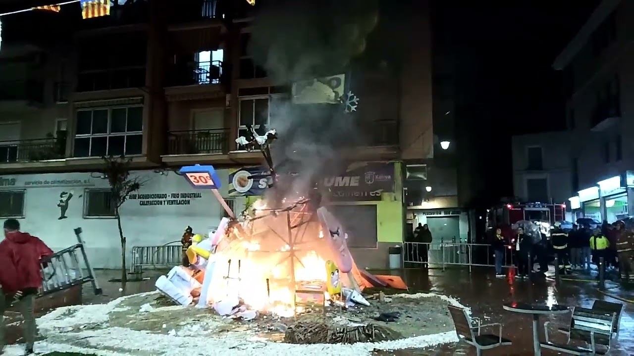 FALLA SANT JAUME QUEMANDOSE / FALLAS XÀTIVA 2022