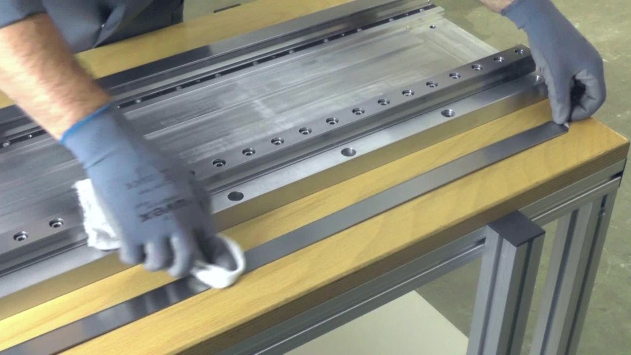 [EN] Bosch Rexroth: Linear Guides - Mounting snap fit cover strip (How-To)