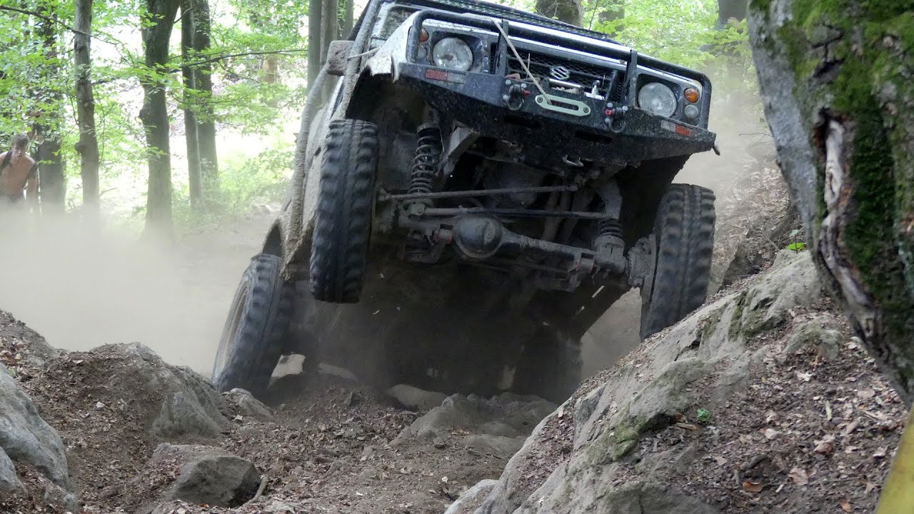 Off road Tisovec 2022-Dvojka dlážka offroadclub Suzuki Samurai Nissan Patrol Jeep Cherokee Lada Niva