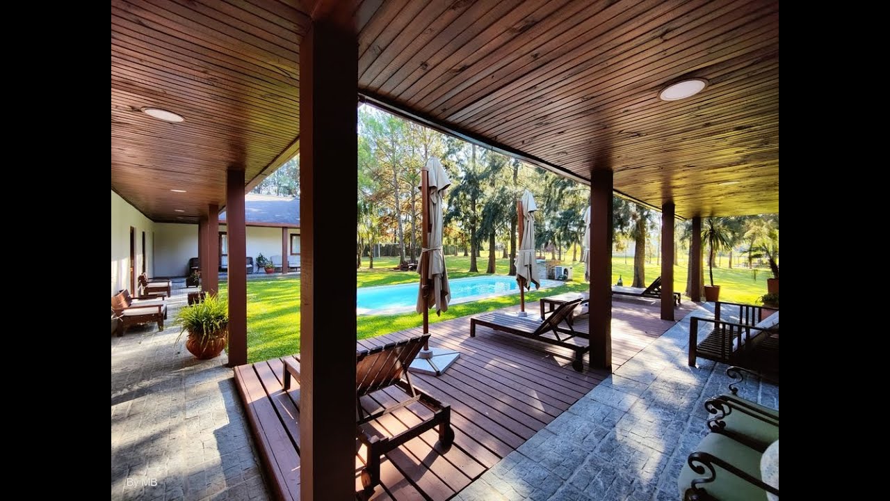 Piriapolis, Exclusiva casa quinta en venta a 1000 metros de la playa