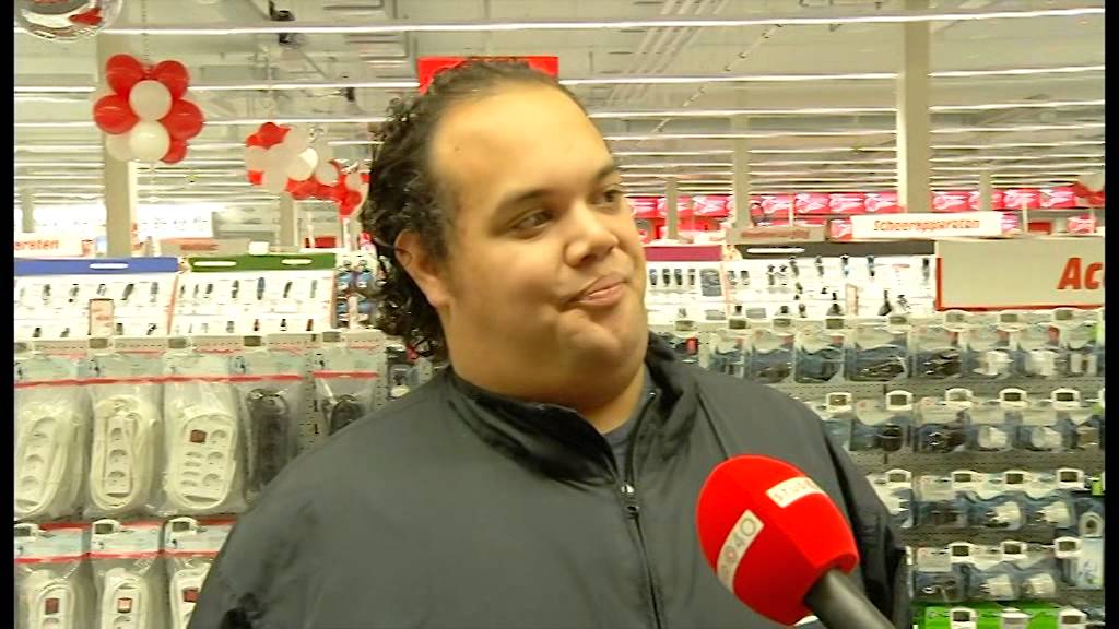 Lange rijen bij opening nieuwe Media Markt