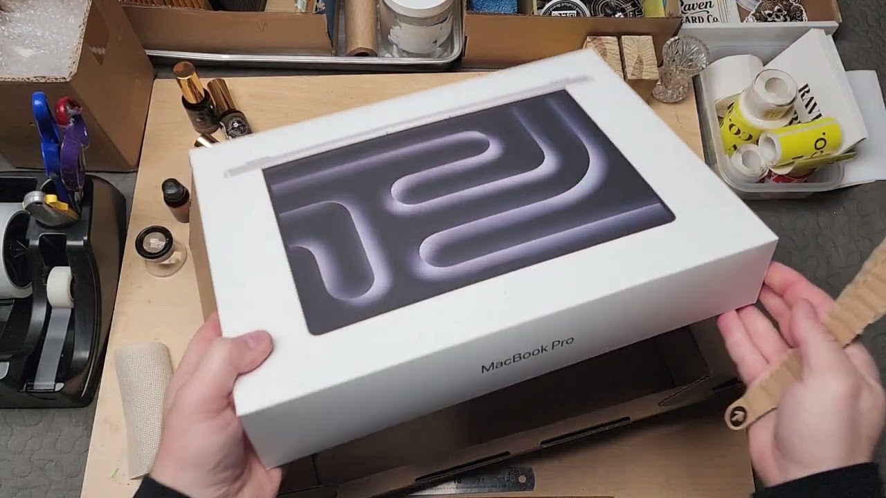 New MacBook Pro M5 (2026) UNBOXING 