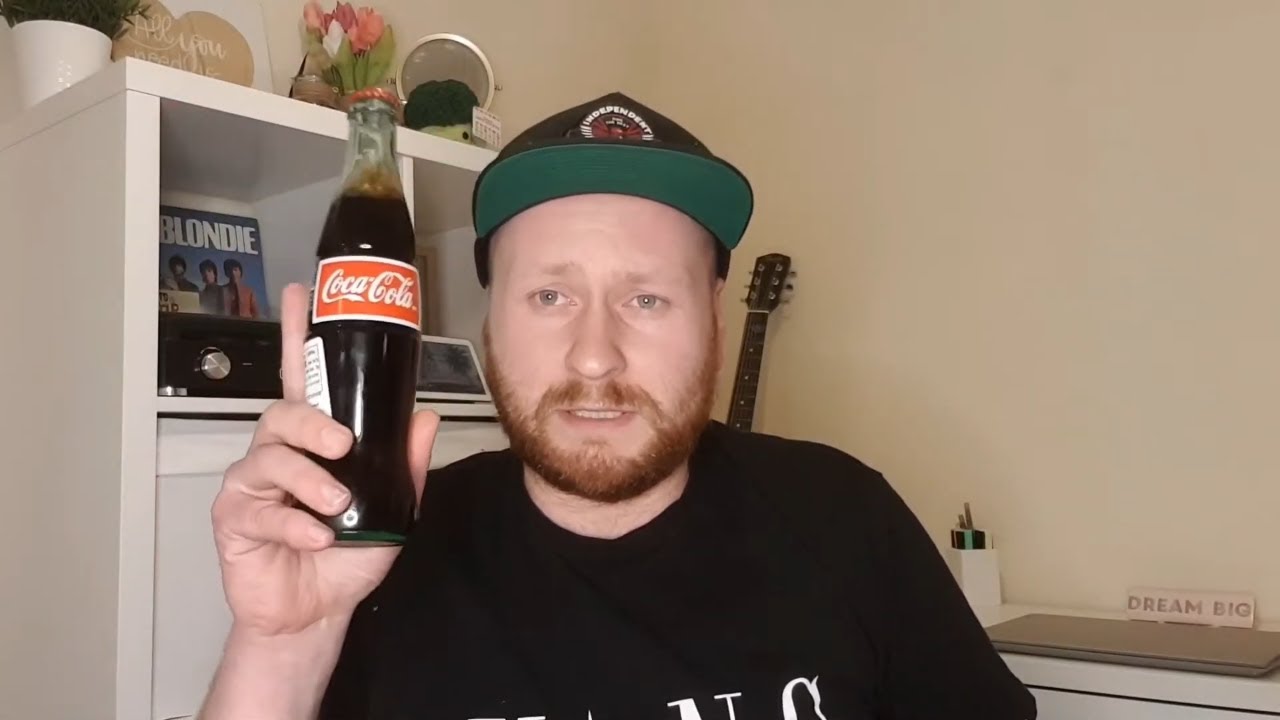 Mexican Coca Cola vs British Coca Cola!