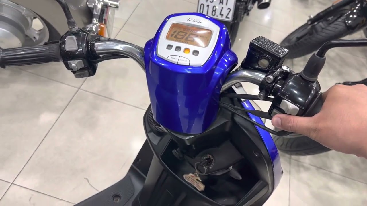 Trần Tú Classic giới thiệu Yamaha Cuxi 110cc , Xe chính chủ sang tên giá 25tr . 0928.278.378