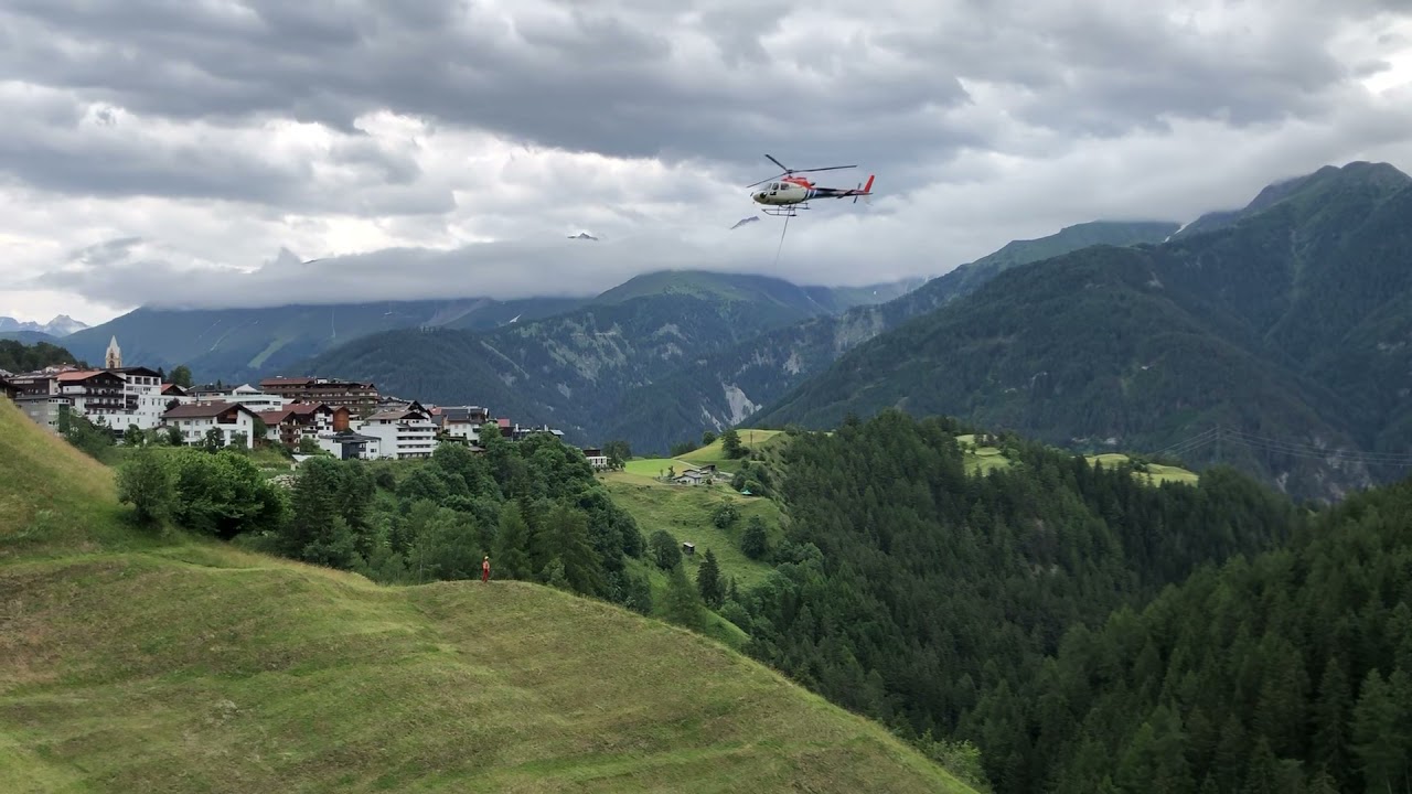 Wucher Hubschrauber/Helicopter  Eurocopter AS 350 SERFAUS 2021