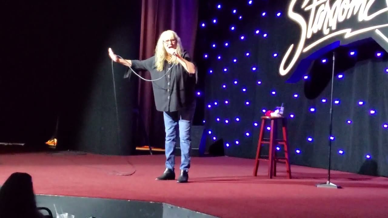 Shelly Belly @ The StarDome #comedy #standupcomedy #funny #memes #femalecomedian