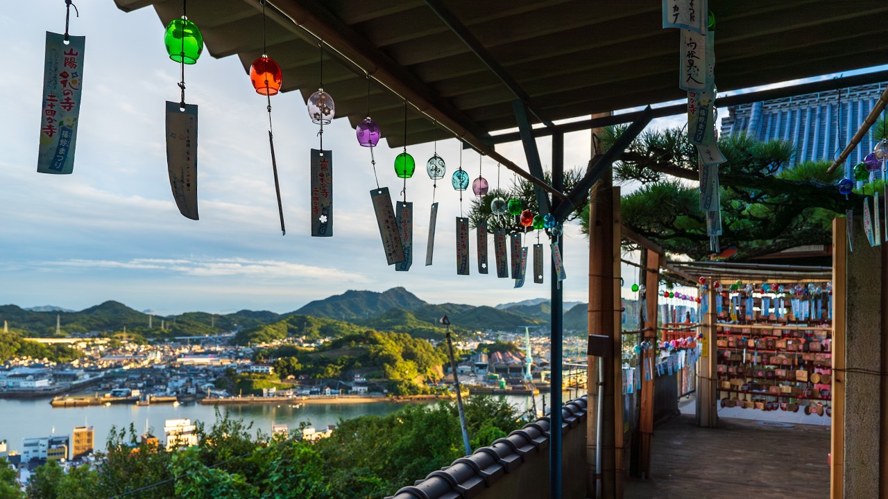 Onomichi at Golden Hour, Walking Hilltop to Harbor | Hiroshima, Japan 4K Coastal Town Sunset