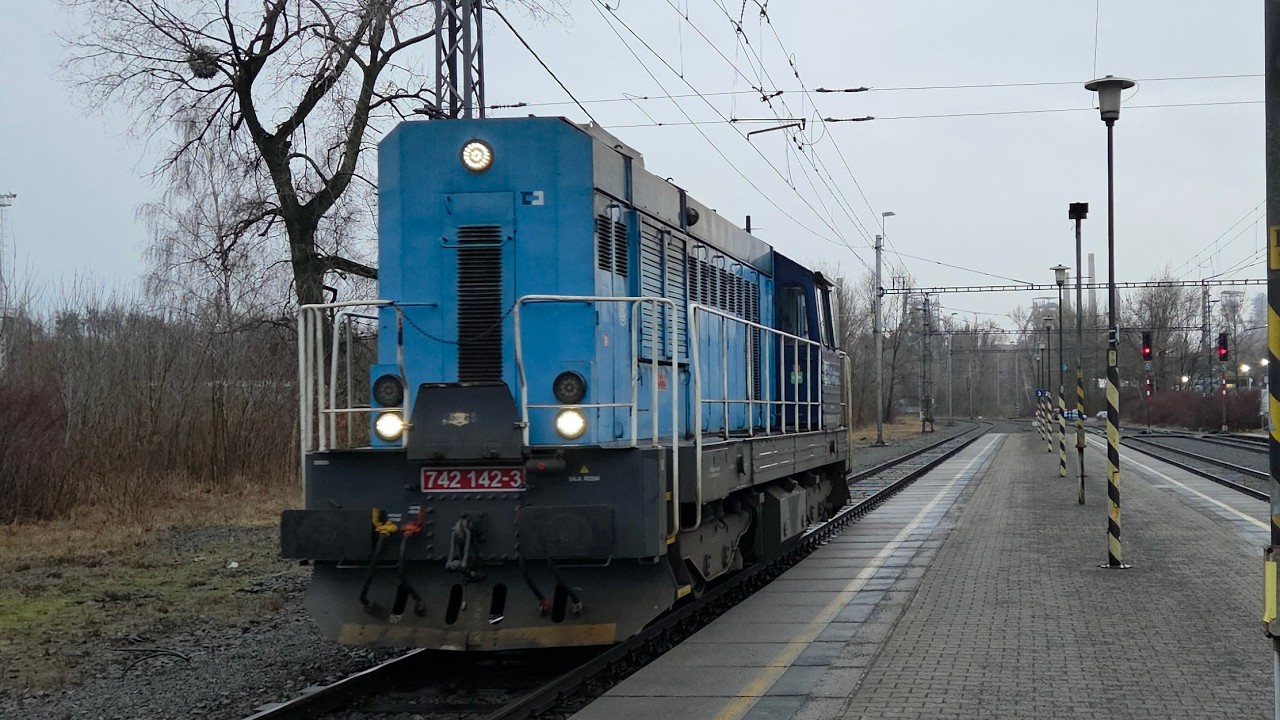 ČDC 742 142 komt door Ostrava Střed