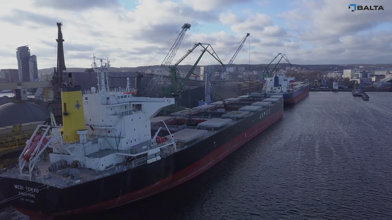 BALTA SA - MV Medi Tokyo - loading operations in the Port of Gdynia, Poland