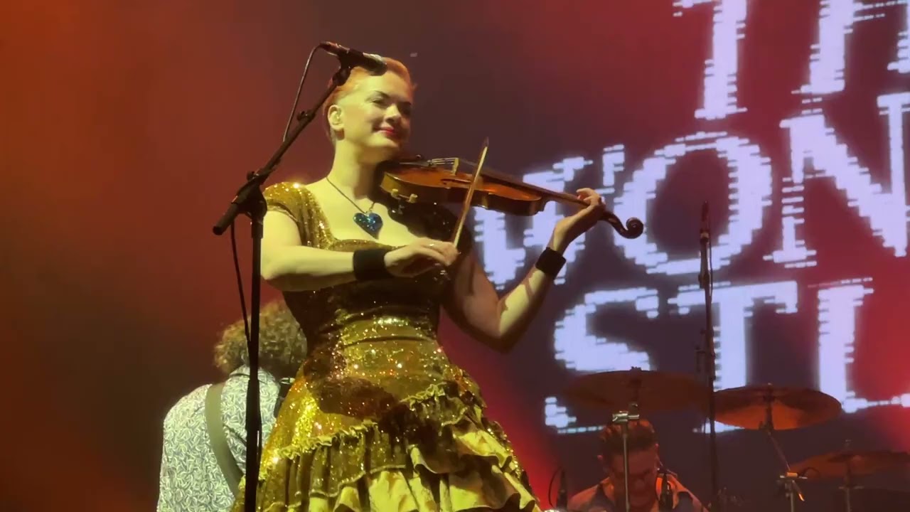 THE WONDER STUFF - Ruby Horse