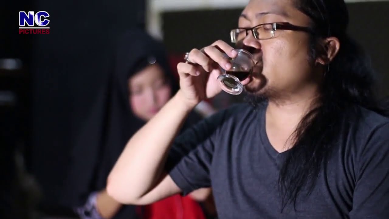 Lagu Madura lucu Tang Lakeh A rokok - Anwar Al Abror feat Anis