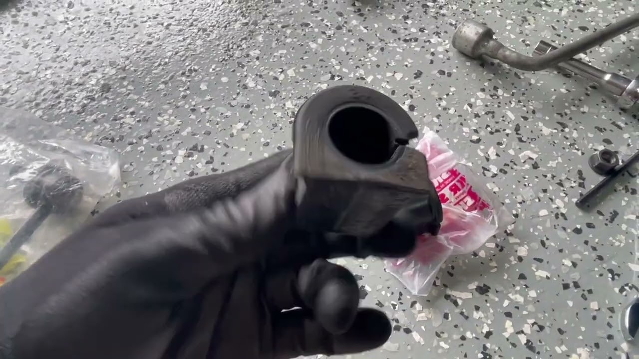 How to remove, inspect and replace sway bar bushings on Toyota Corolla 2003 - 2019
